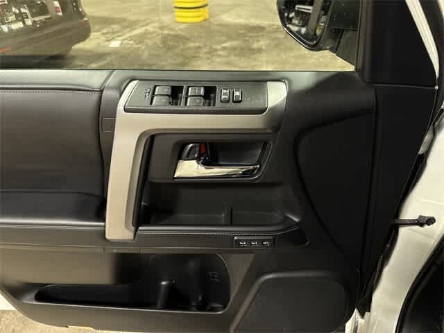 Thumbnail: 2023 Toyota 4Runner - 47