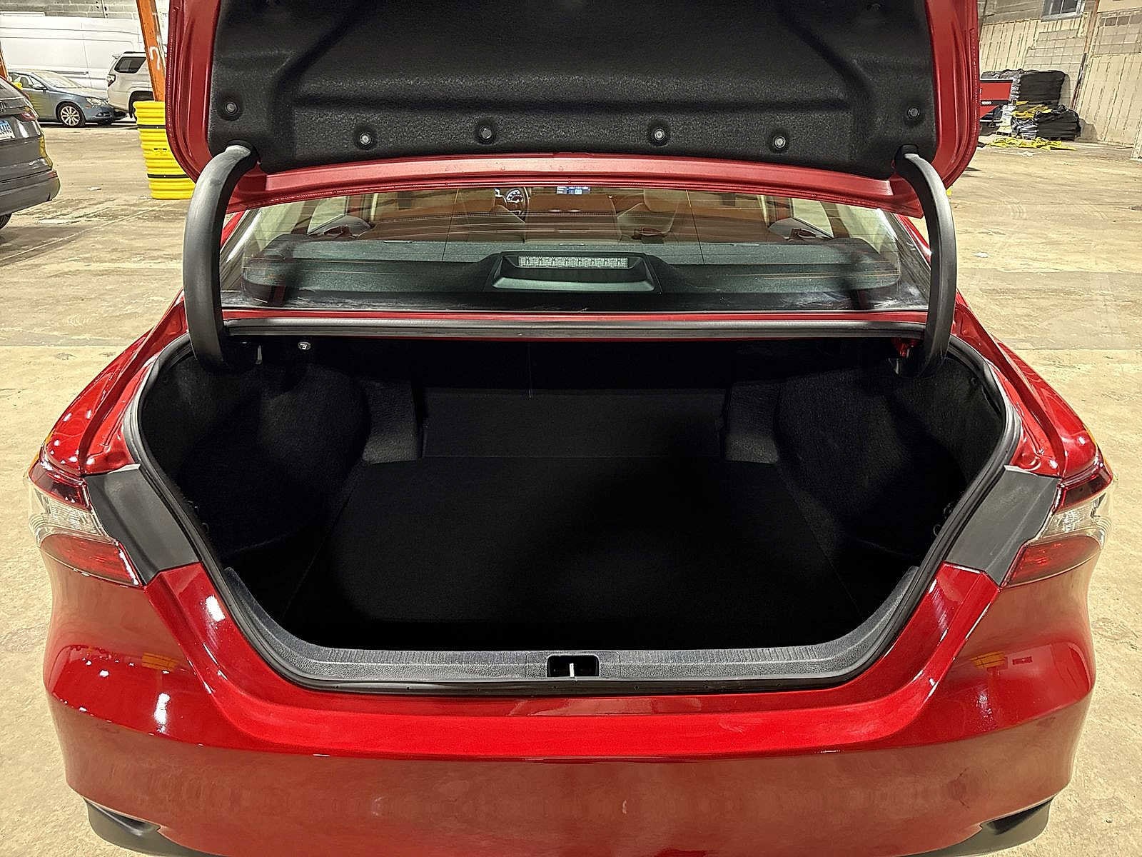 Thumbnail: 2024 Toyota Camry - 11