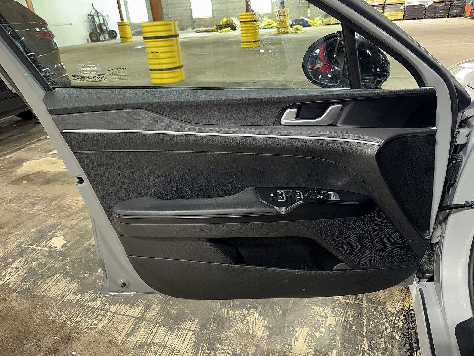 Thumbnail: 2021 Kia K5 - 30