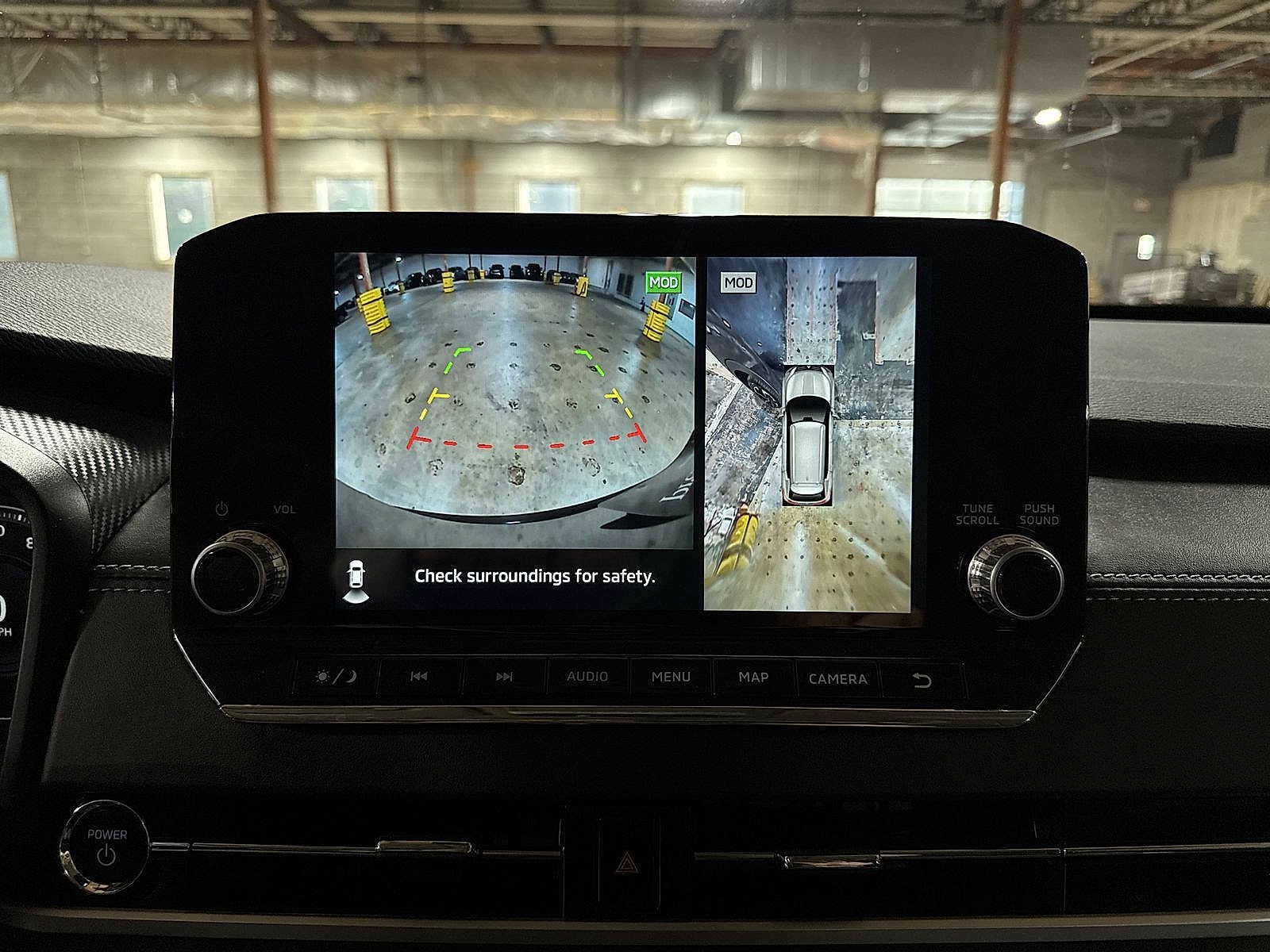 Thumbnail: 2024 Mitsubishi Outlander - 26