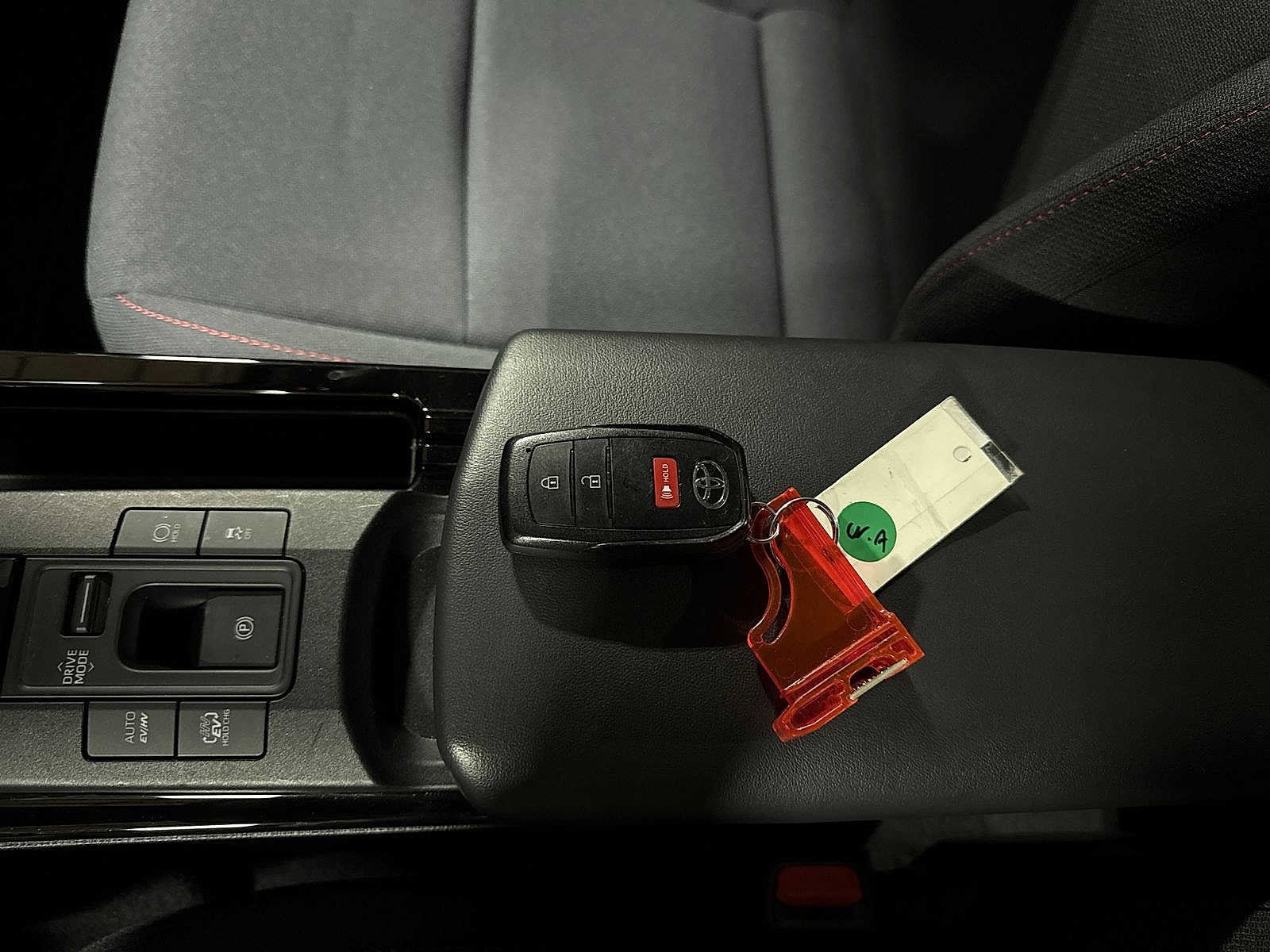 Thumbnail: 2024 Toyota Prius Prime - 33