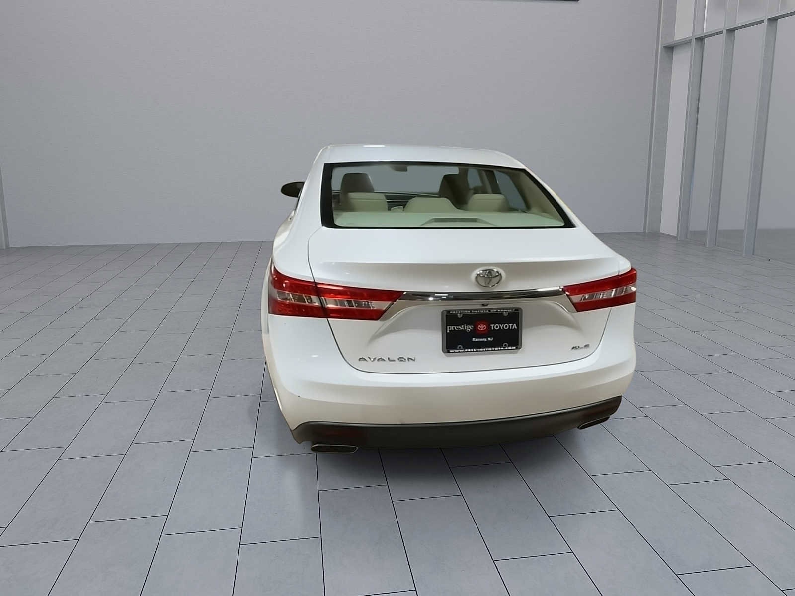 Thumbnail: 2014 Toyota Avalon - 7