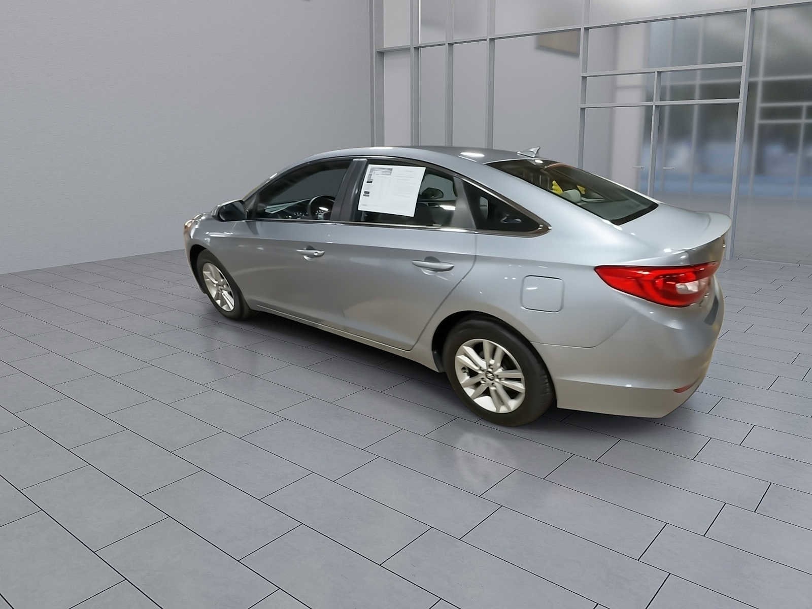 Thumbnail: 2016 Hyundai Sonata - 6