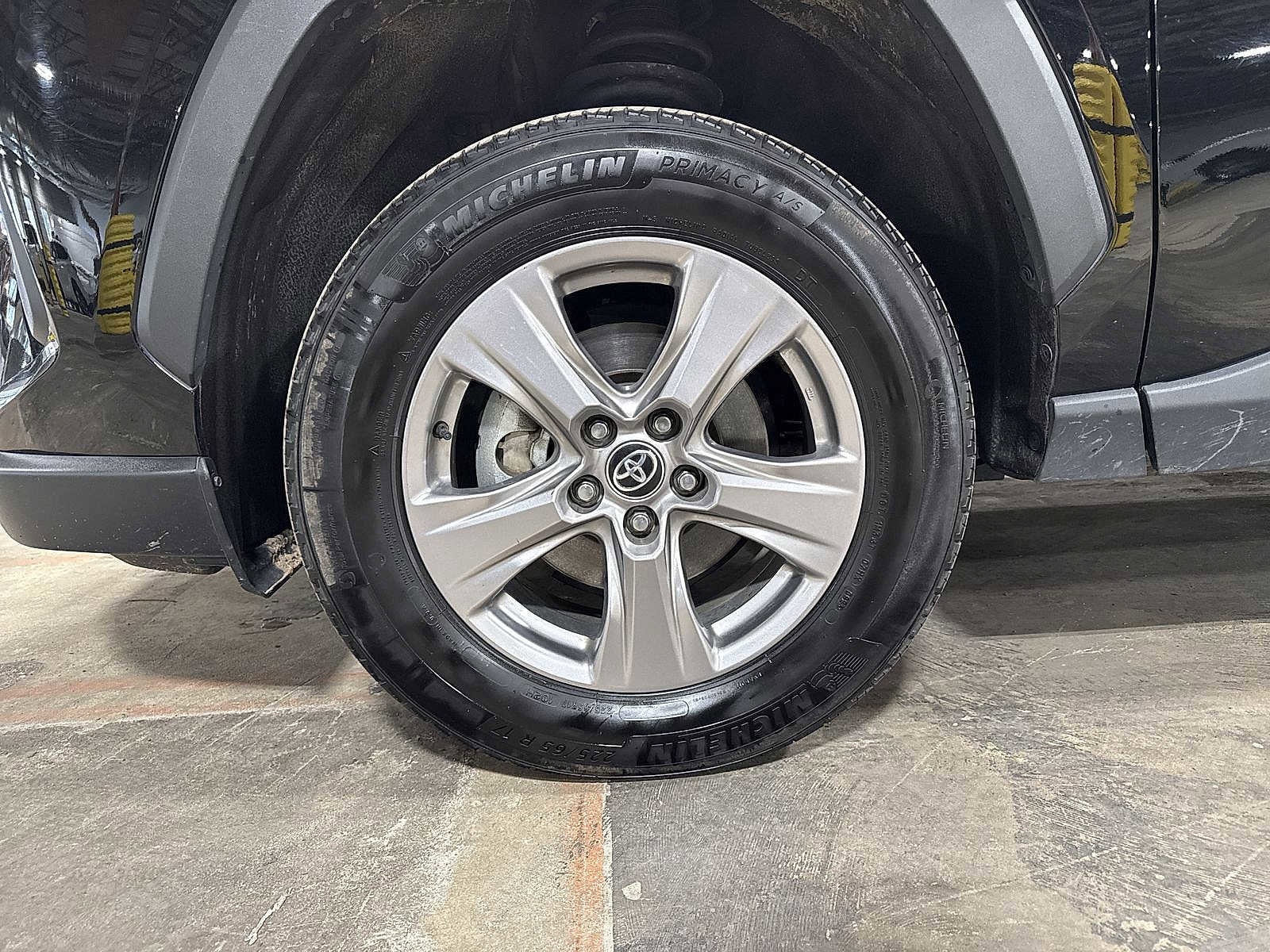 Thumbnail: 2023 Toyota RAV4 - 10