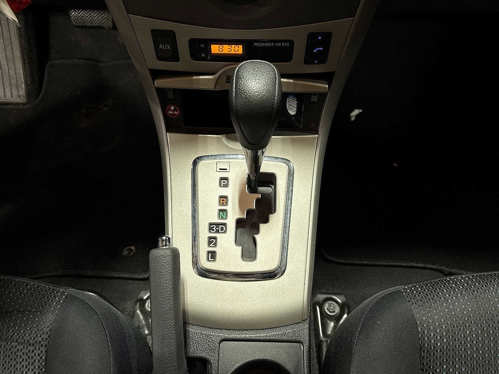 Thumbnail: 2010 Toyota Corolla - 27