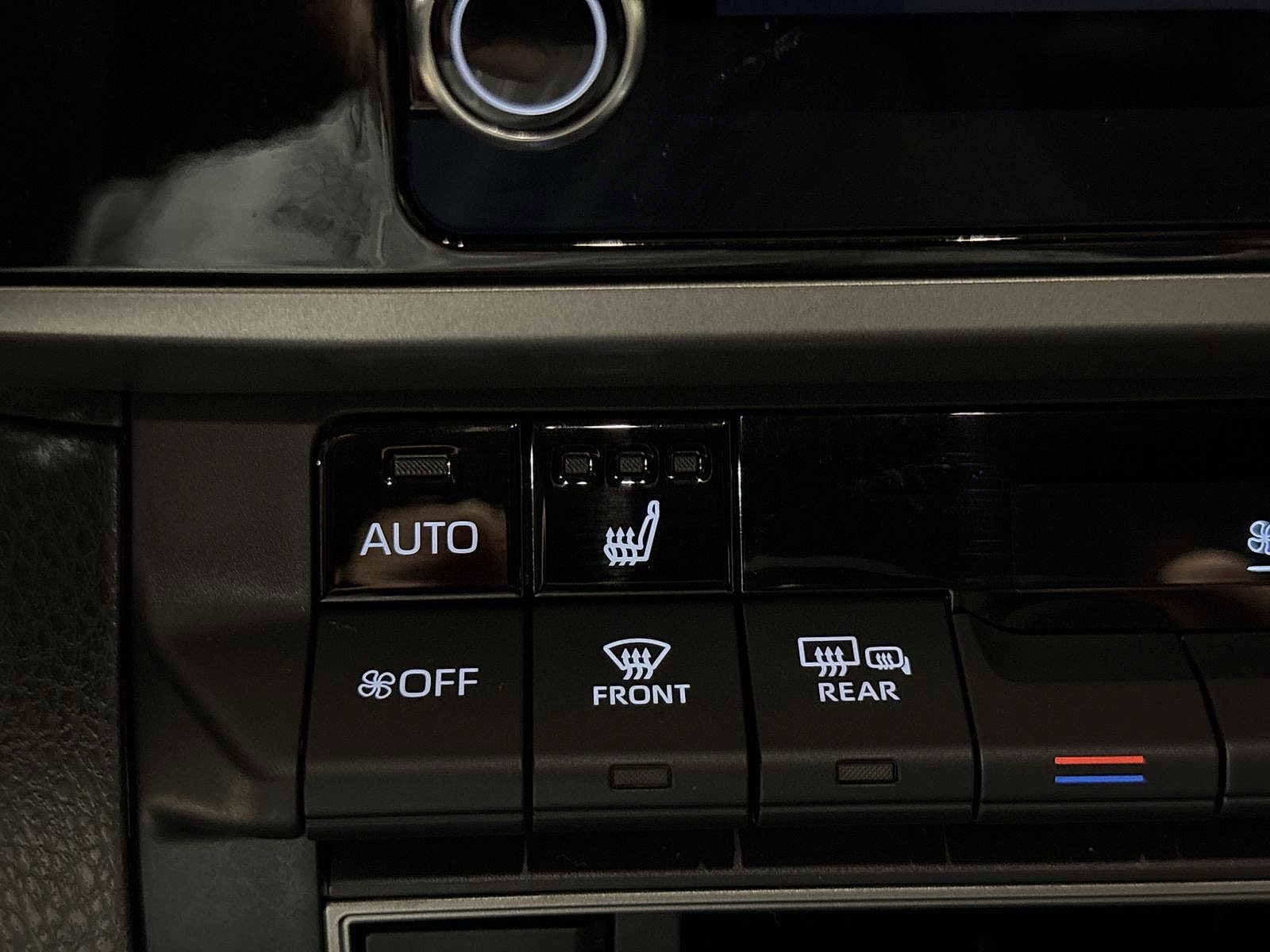 Thumbnail: 2025 Toyota Camry - 29