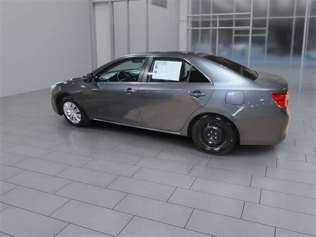 Thumbnail: 2014 Toyota Camry - 6