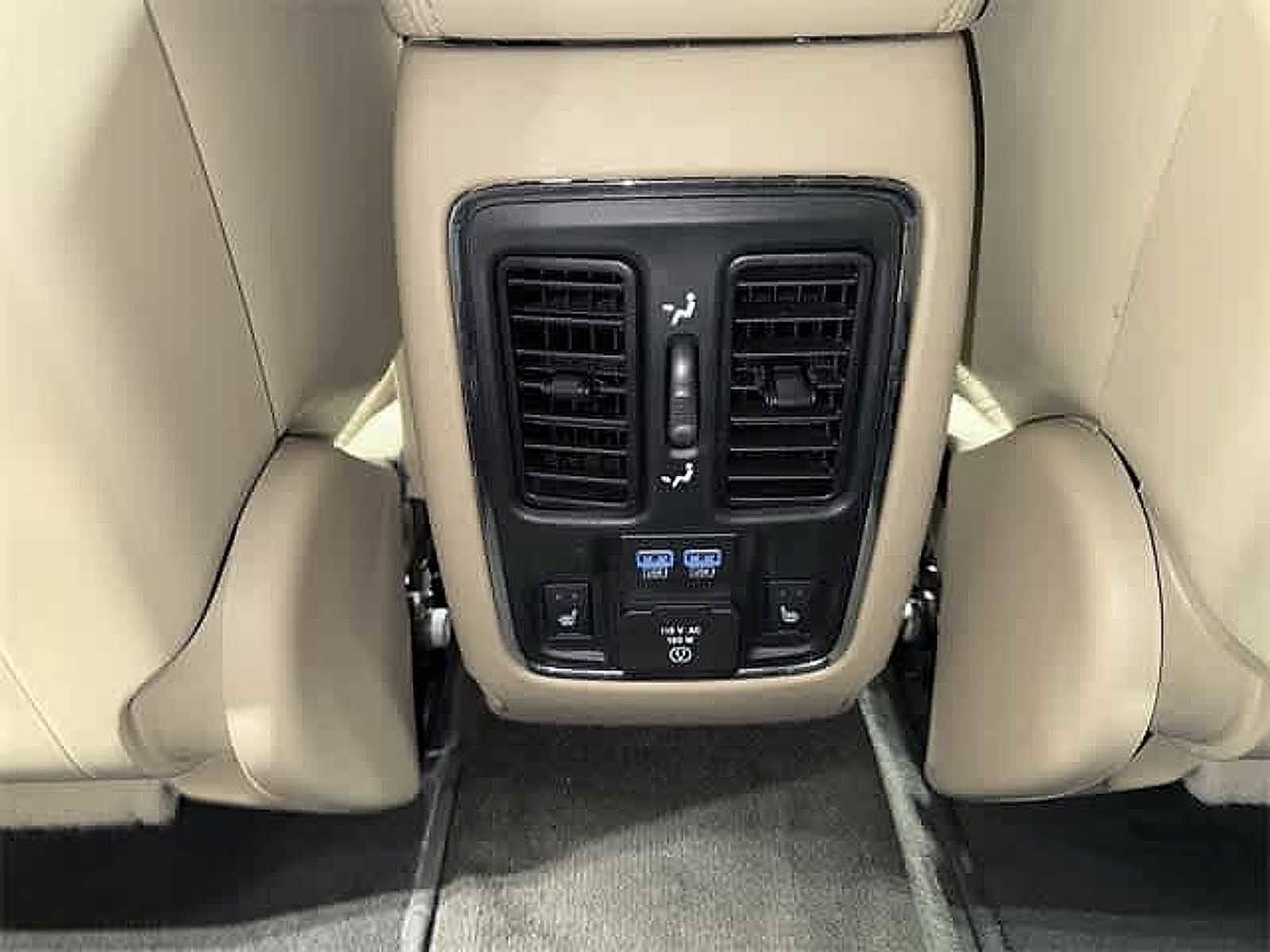 Thumbnail: 2015 Jeep Grand Cherokee - 48