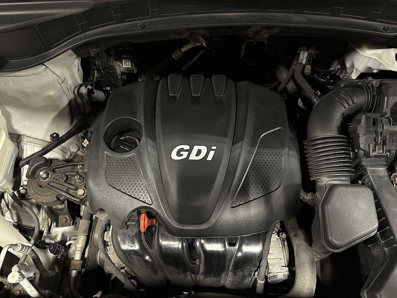 Thumbnail: 2016 Hyundai Santa Fe - 12