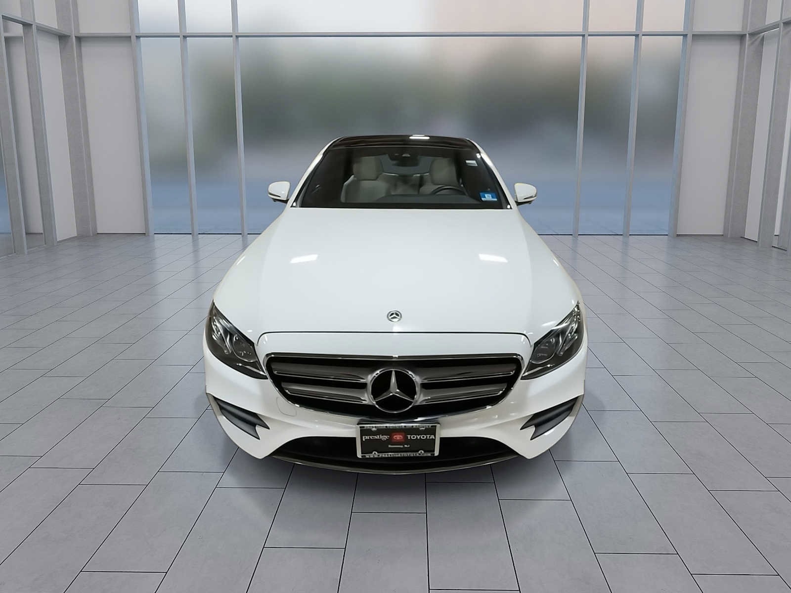 Thumbnail: 2019 Mercedes-Benz E-Class - 3