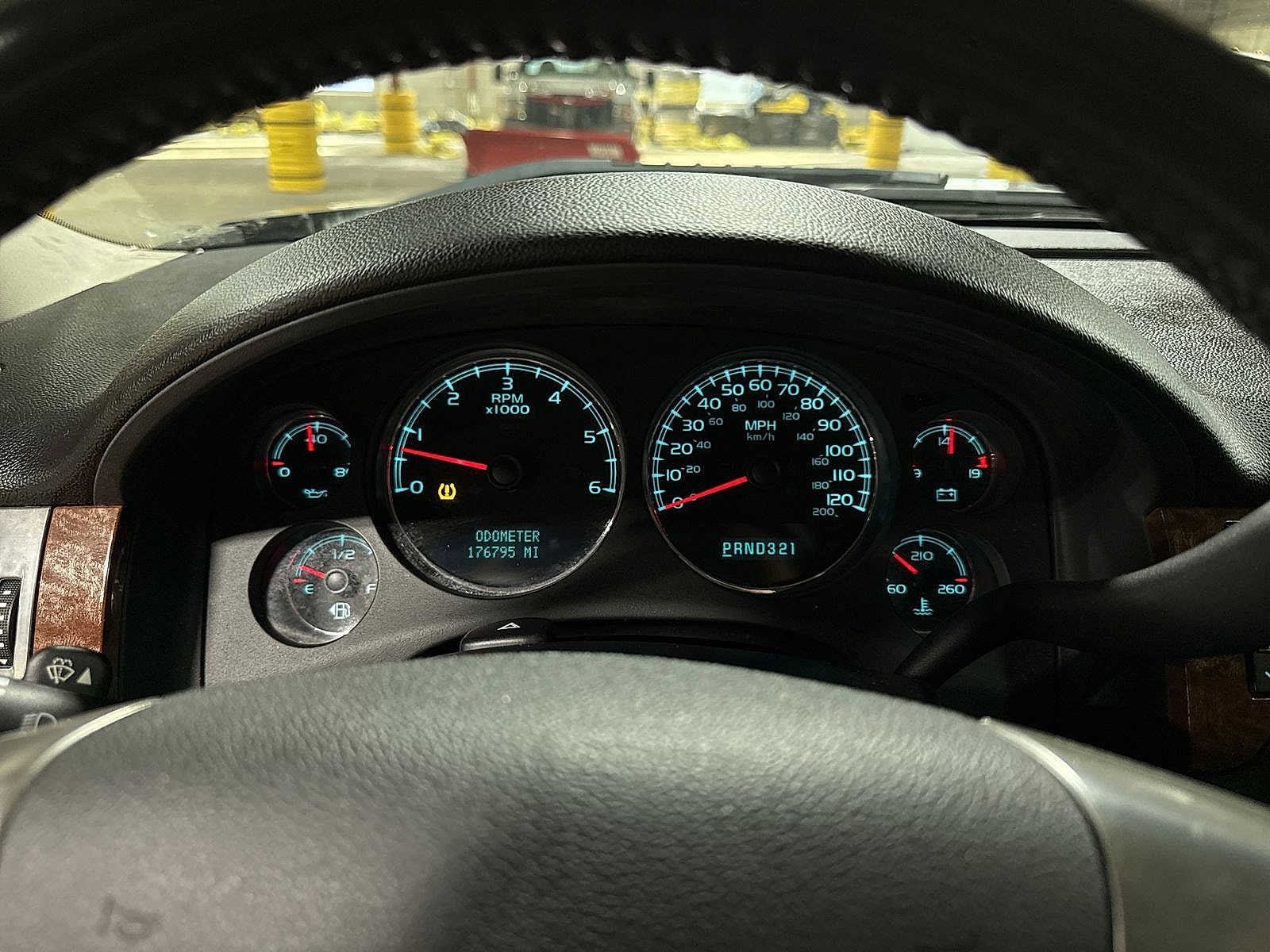 Thumbnail: 2007 GMC Sierra 1500 - 32