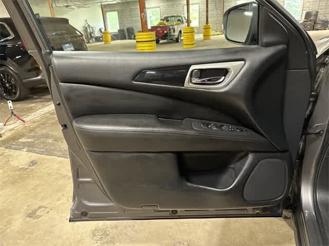 Thumbnail: 2019 Nissan Pathfinder - 29