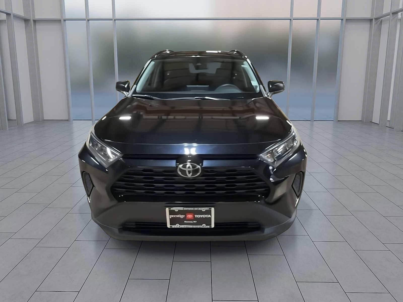 Thumbnail: 2021 Toyota RAV4 - 3