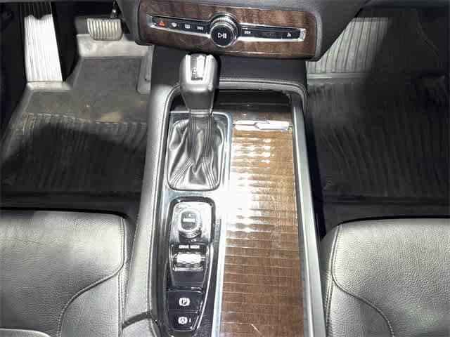 Thumbnail: 2016 Volvo XC90 - 33