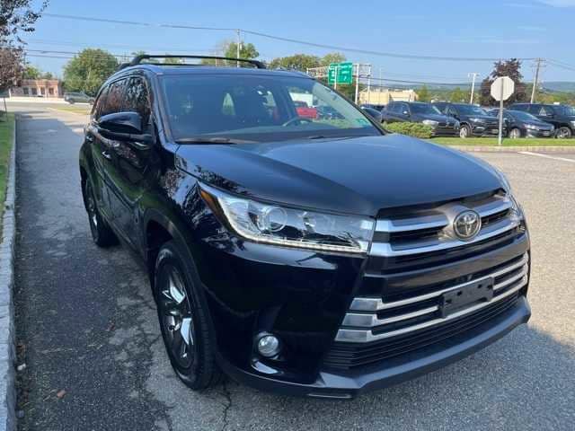 Thumbnail: 2018 Toyota Highlander - 3