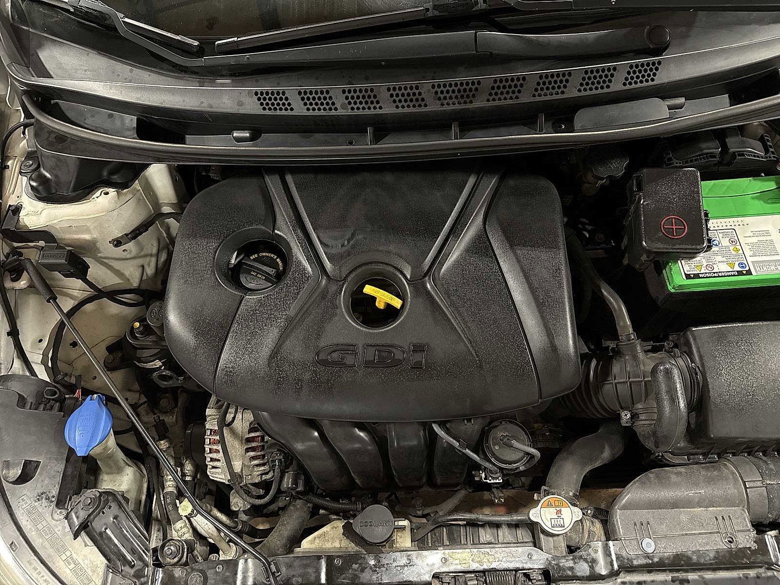 Thumbnail: 2014 Hyundai Elantra - 11