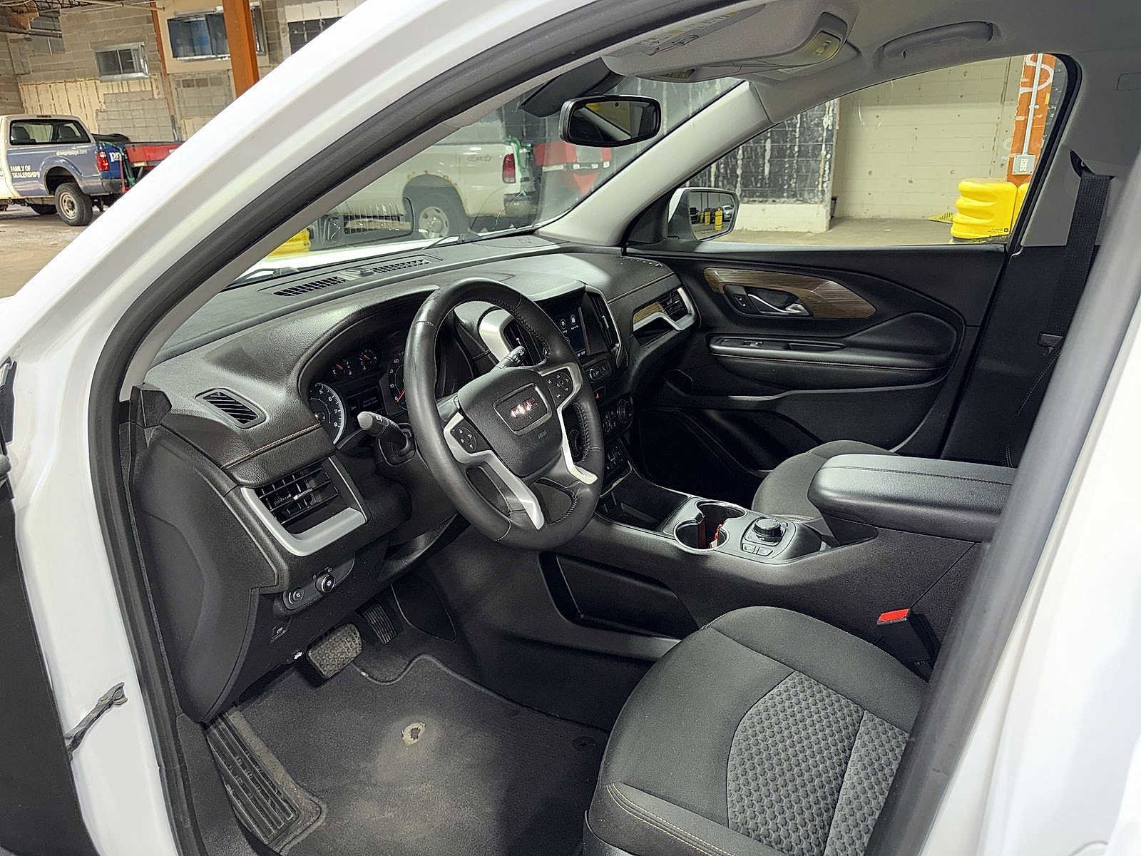 Thumbnail: 2018 GMC Terrain - 29