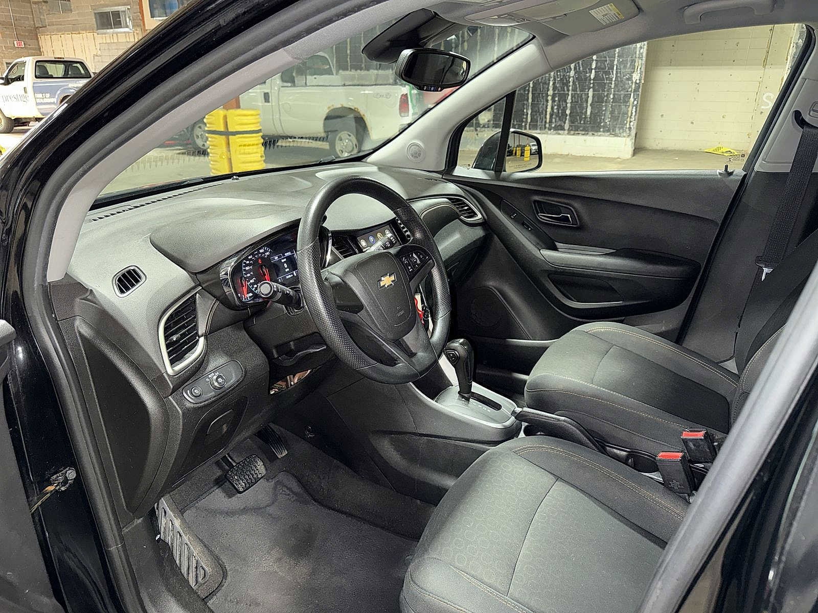 Thumbnail: 2019 Chevrolet Trax - 26