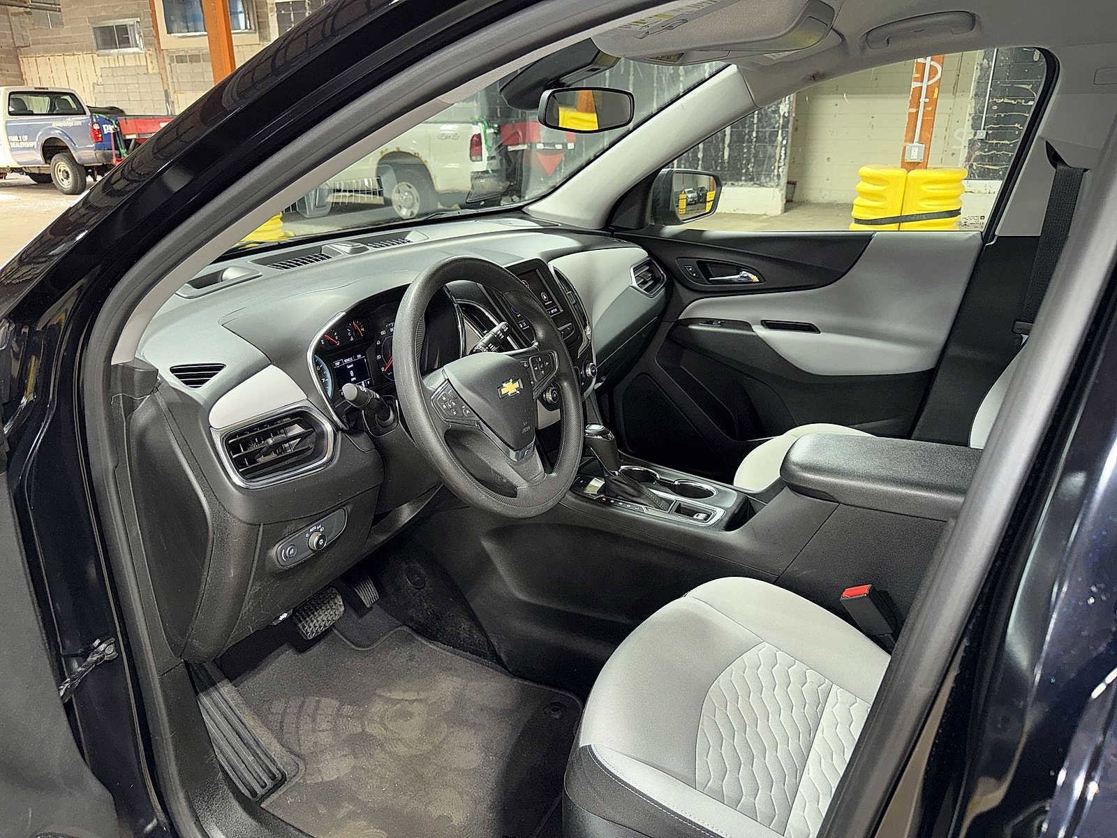 Thumbnail: 2021 Chevrolet Equinox - 27