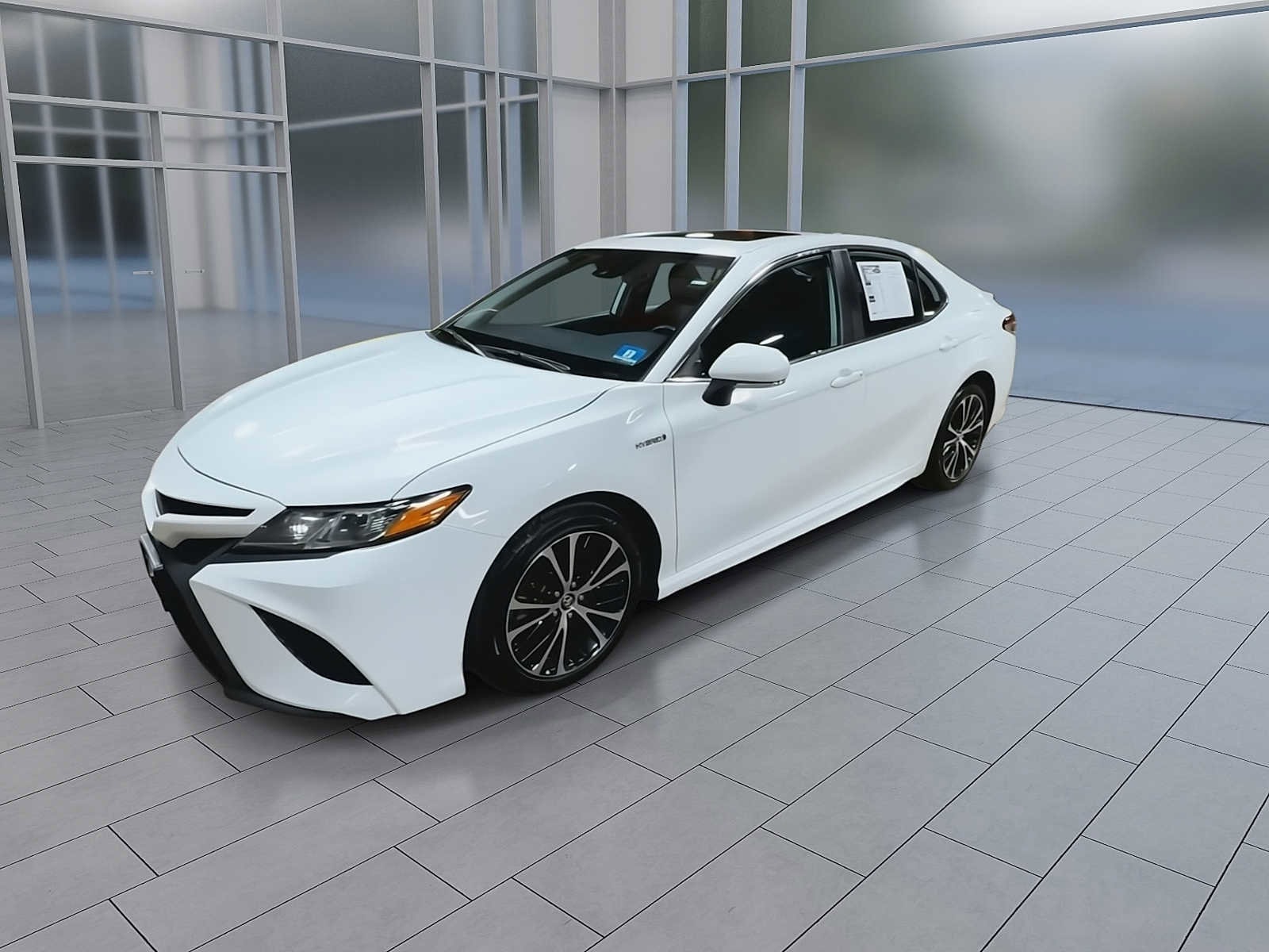 Thumbnail: 2020 Toyota Camry - 4