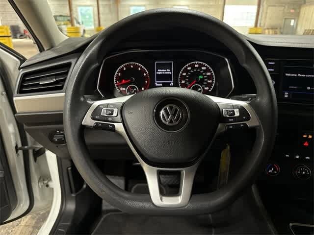 Thumbnail: 2019 Volkswagen Jetta - 18