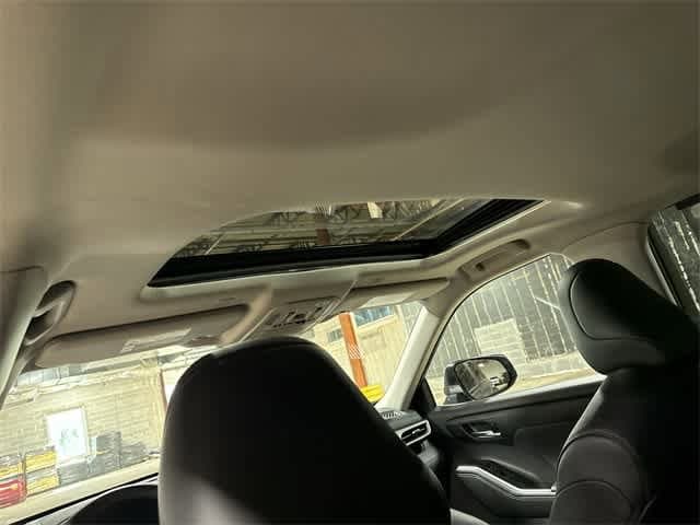 Thumbnail: 2024 Toyota Highlander - 25