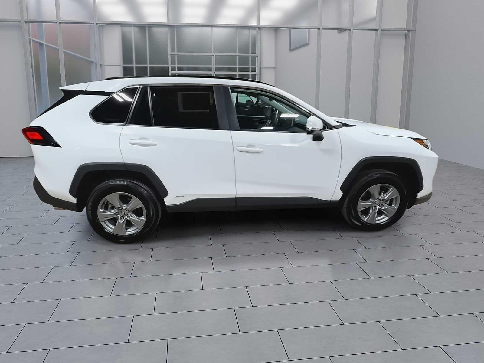 Thumbnail: 2025 Toyota RAV4 - 9