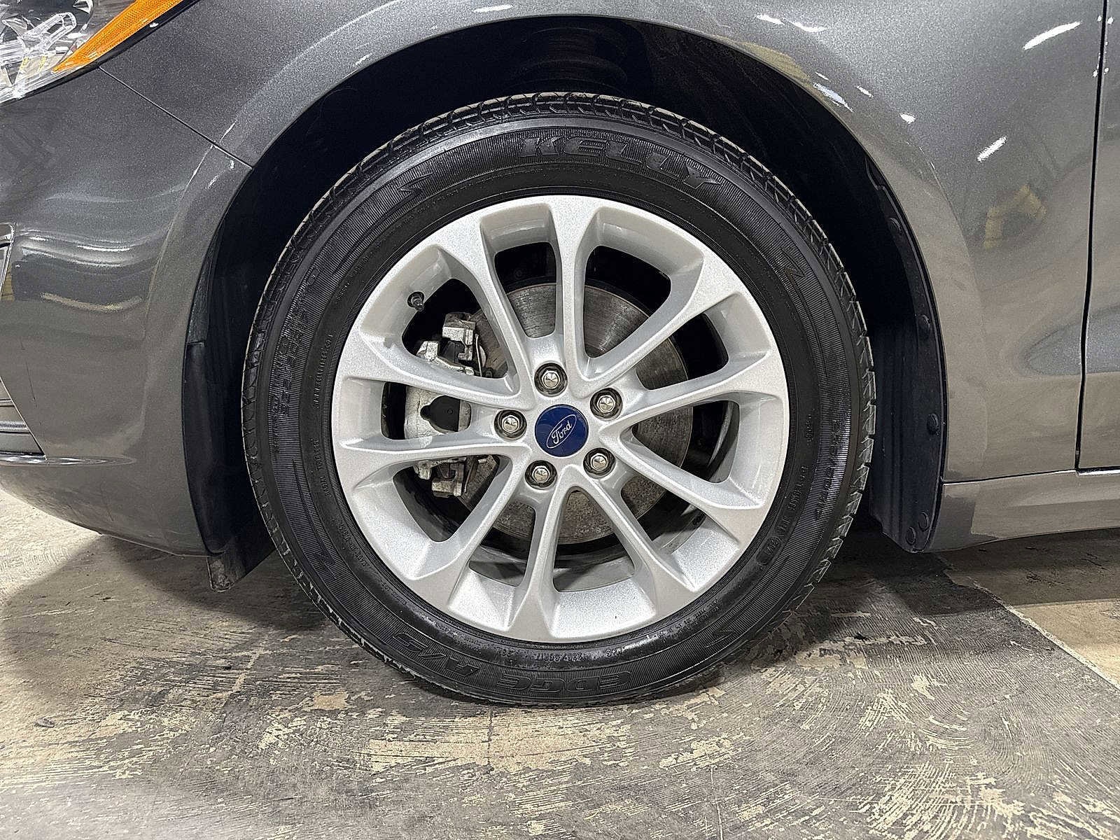 Thumbnail: 2019 Ford Fusion - 10