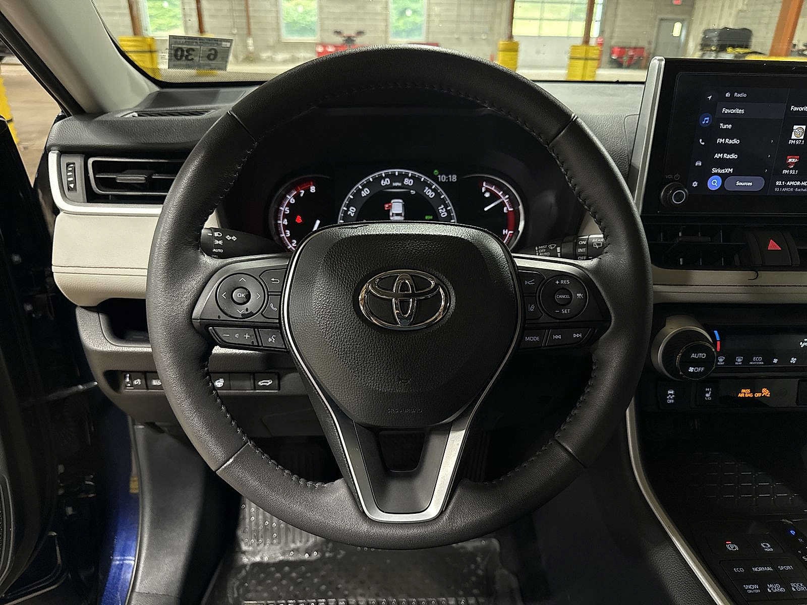 Thumbnail: 2025 Toyota RAV4 - 18