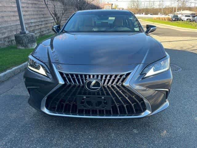 Thumbnail: 2023 Lexus ES - 2