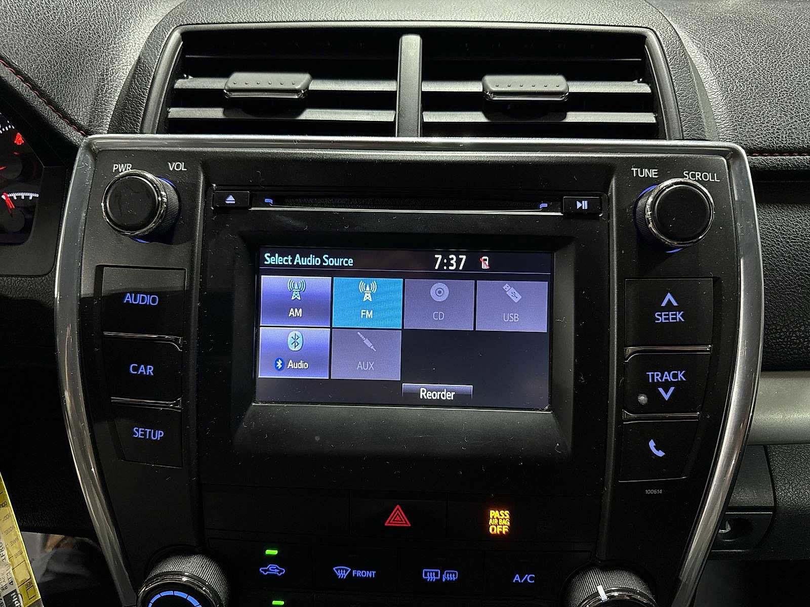 Thumbnail: 2016 Toyota Camry - 19