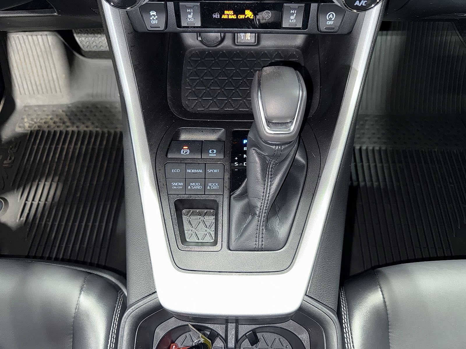 Thumbnail: 2023 Toyota RAV4 - 36