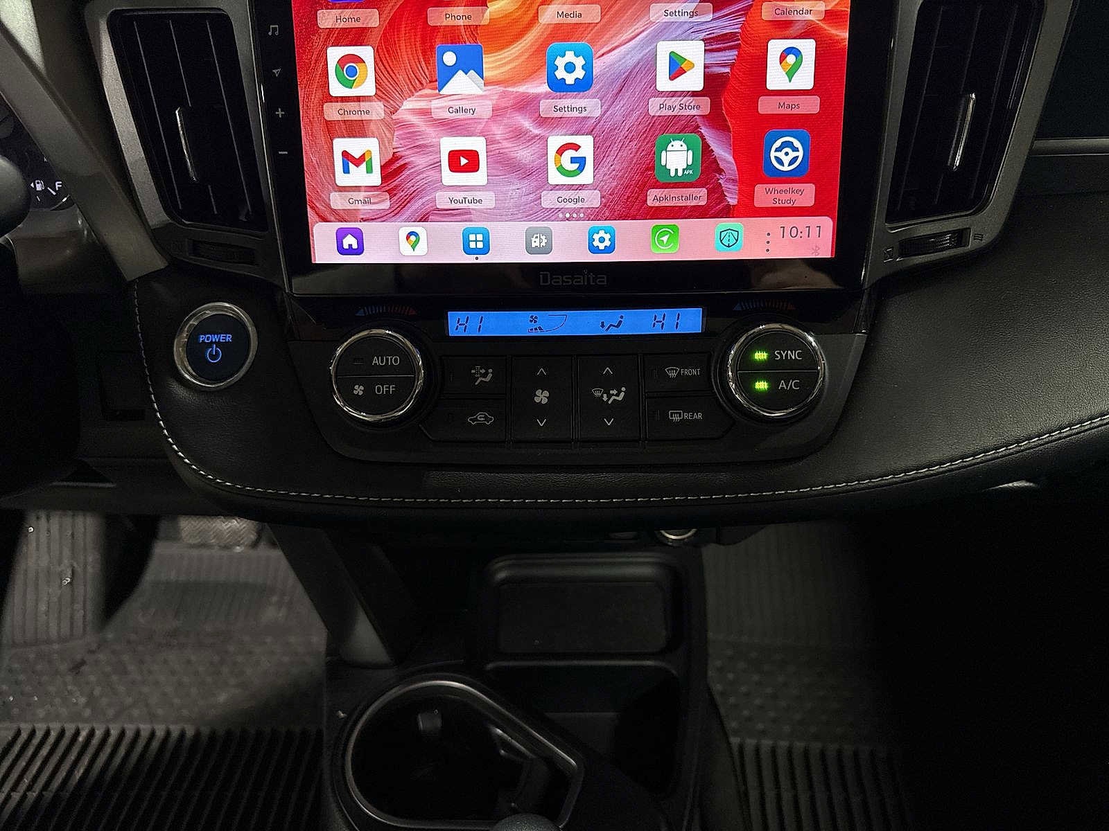 Thumbnail: 2018 Toyota RAV4 - 21