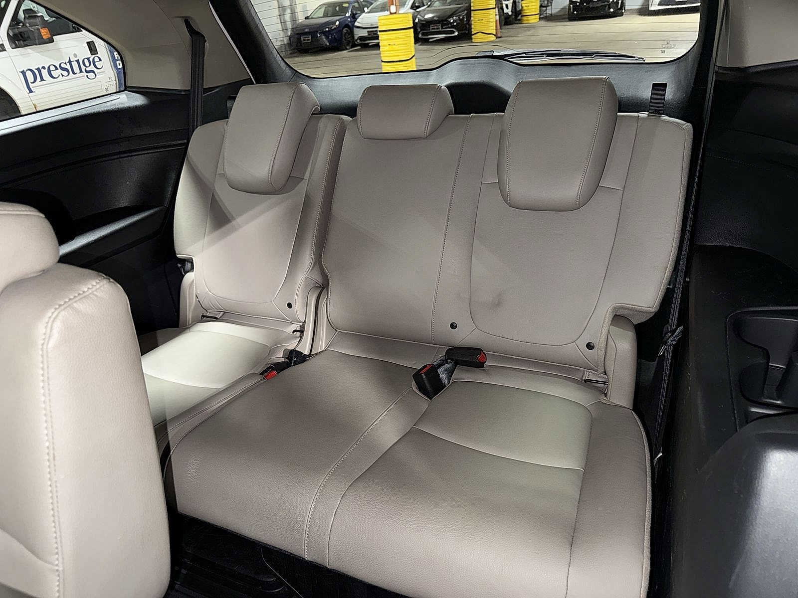 Thumbnail: 2018 Honda Odyssey - 18