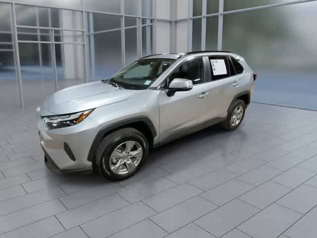 Thumbnail: 2025 Toyota RAV4 - 8