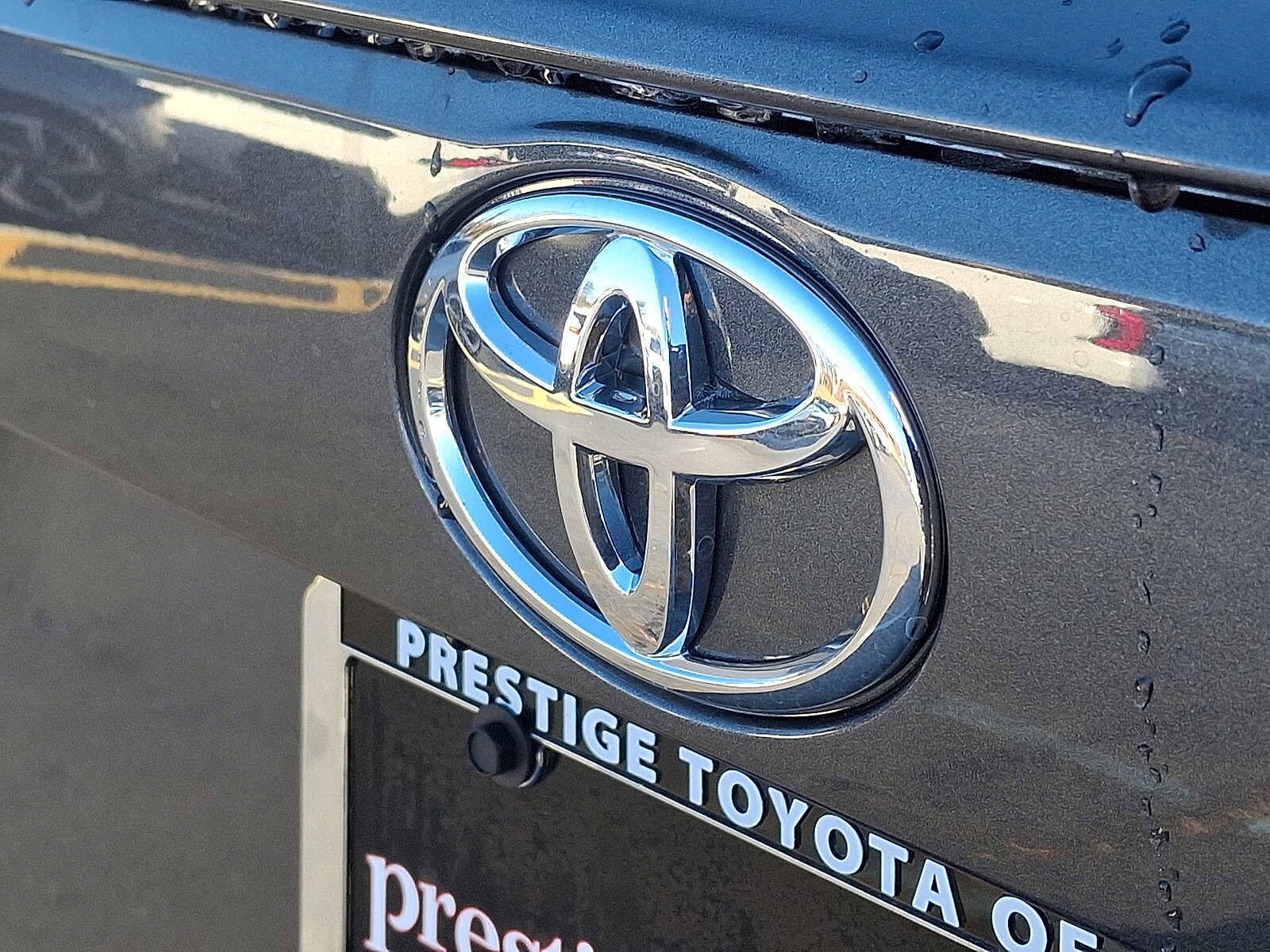 Thumbnail: 2025 Toyota RAV4 - 25