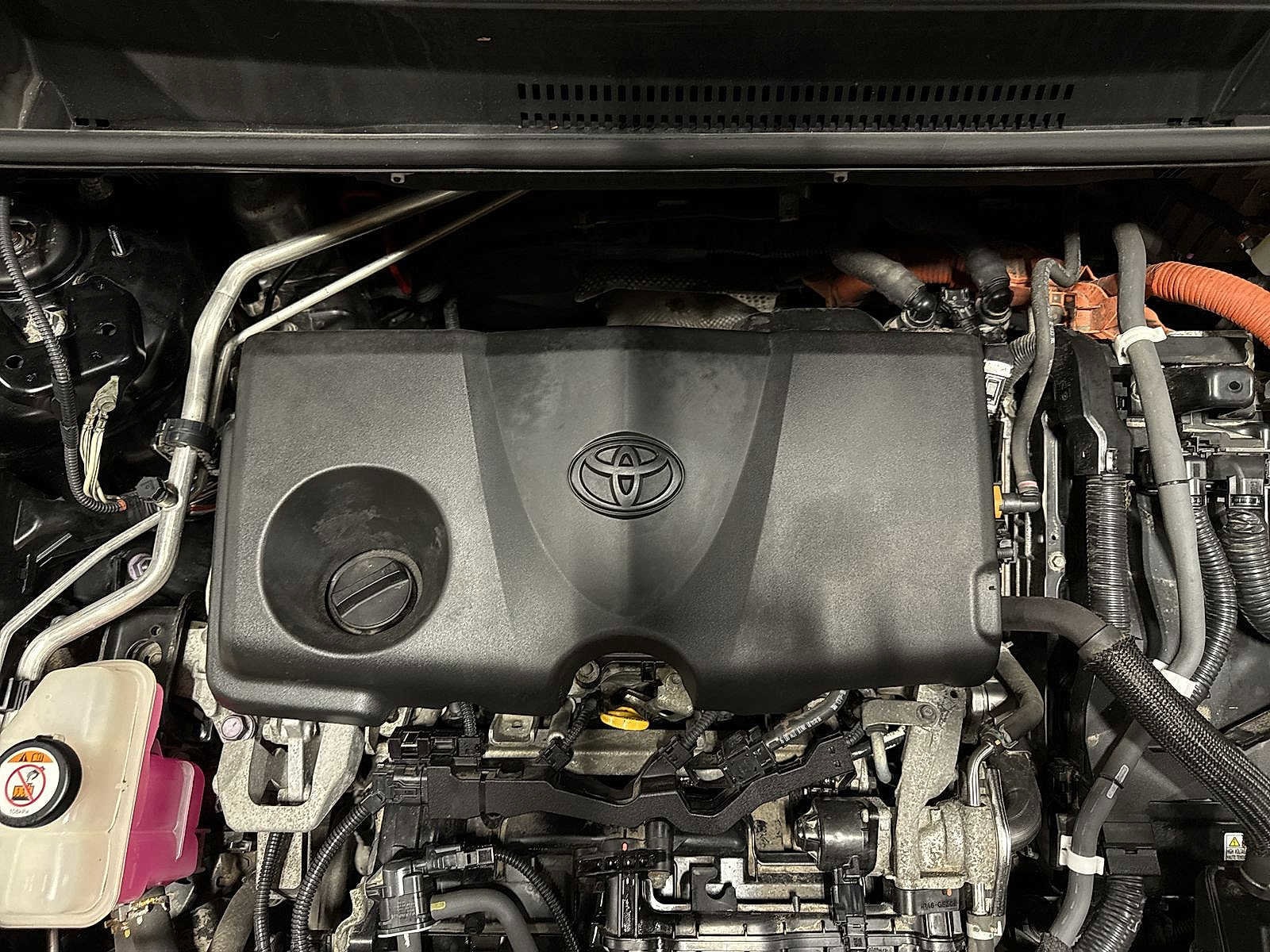 Thumbnail: 2019 Toyota RAV4 - 12