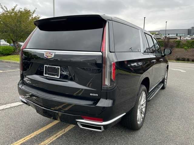 Thumbnail: 2023 Cadillac Escalade - 4