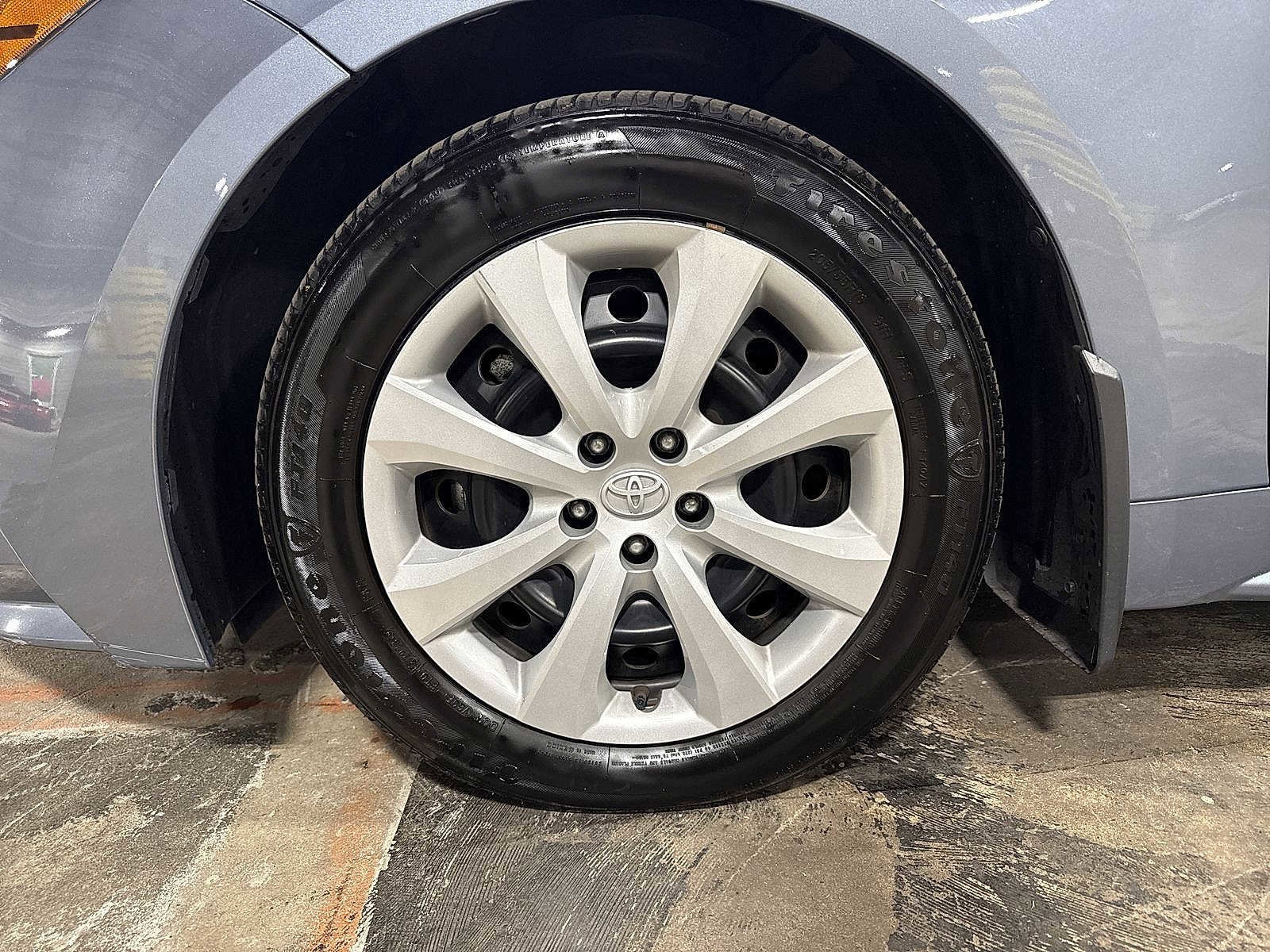 Thumbnail: 2024 Toyota Corolla - 10