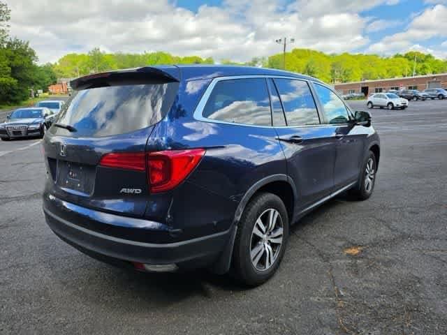 Thumbnail: 2017 Honda Pilot - 4