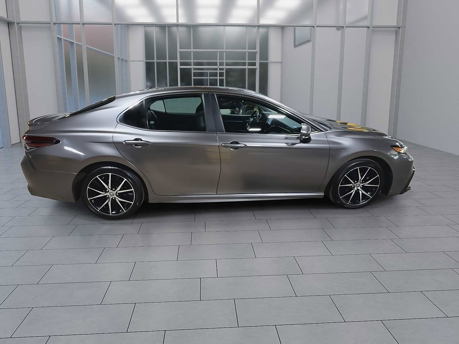 Thumbnail: 2021 Toyota Camry - 8
