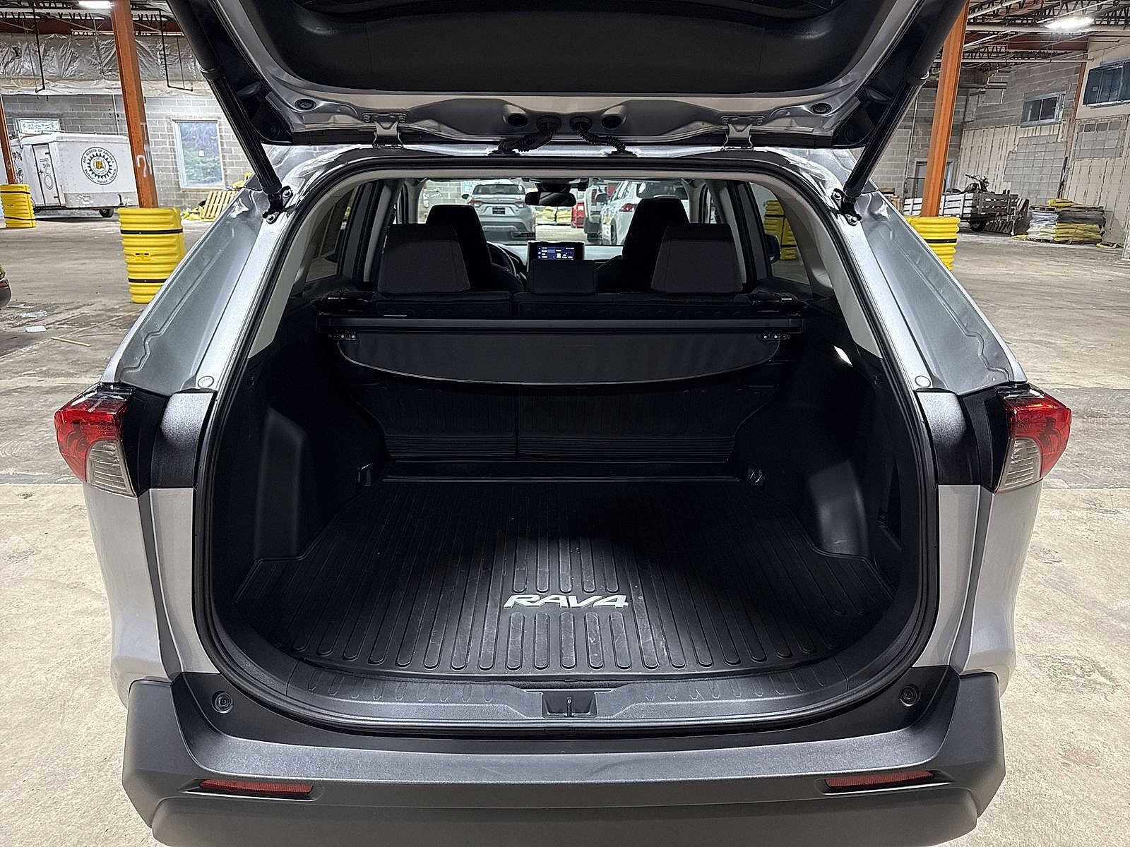 Thumbnail: 2023 Toyota RAV4 - 11