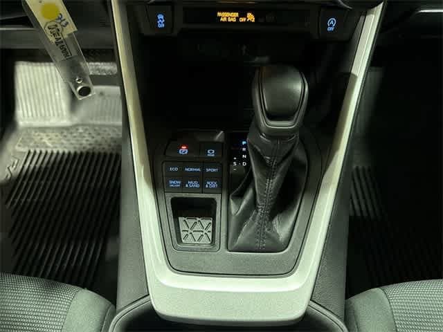 Thumbnail: 2022 Toyota RAV4 - 29