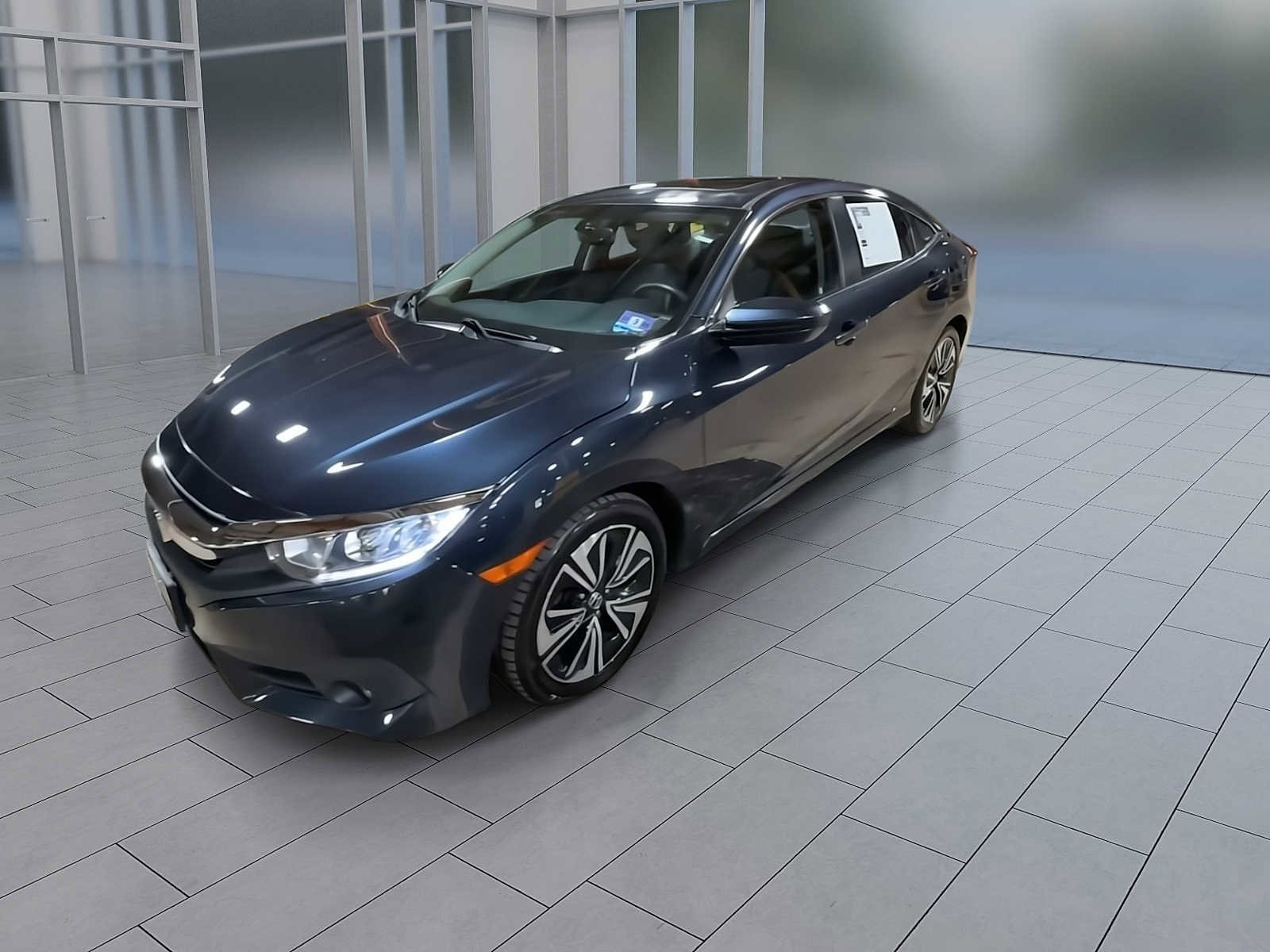Thumbnail: 2017 Honda Civic - 4