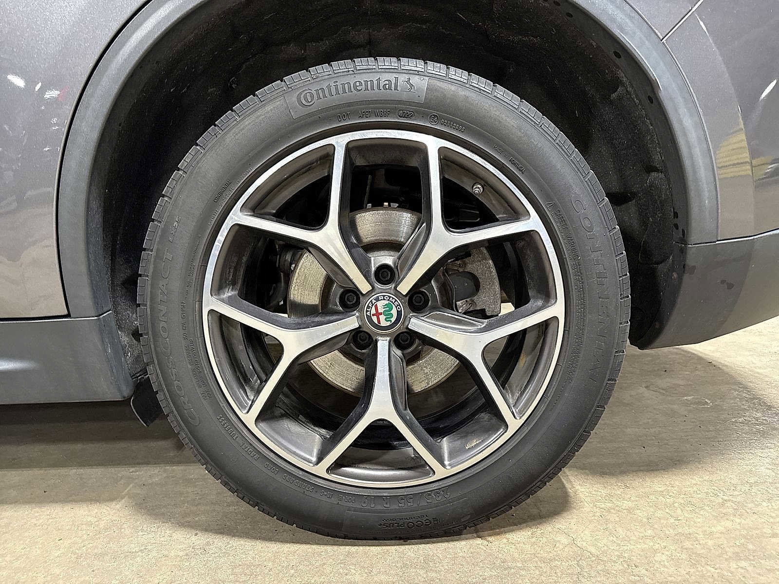 Thumbnail: 2019 Alfa Romeo Stelvio - 10