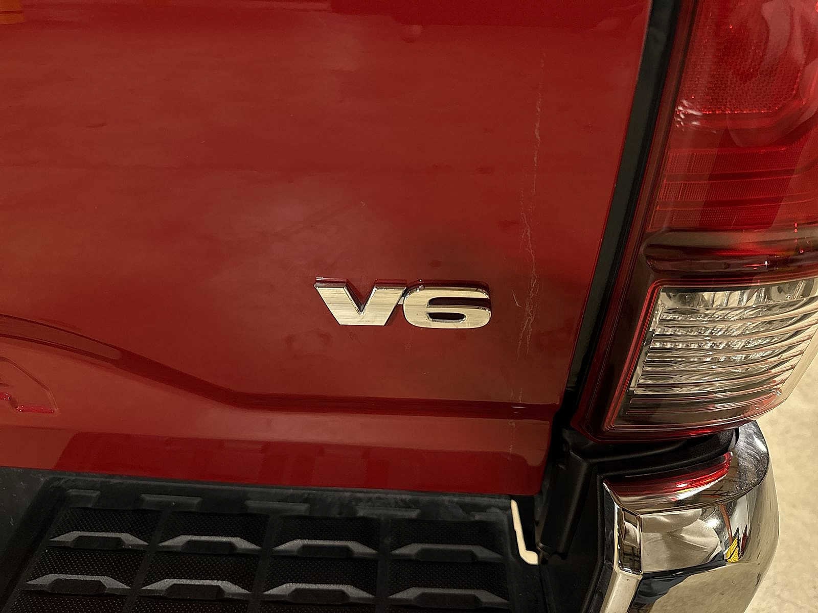 Thumbnail: 2020 Toyota Tacoma - 27