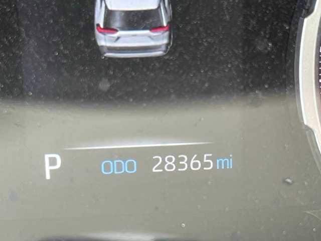 Thumbnail: 2022 Toyota RAV4 - 8