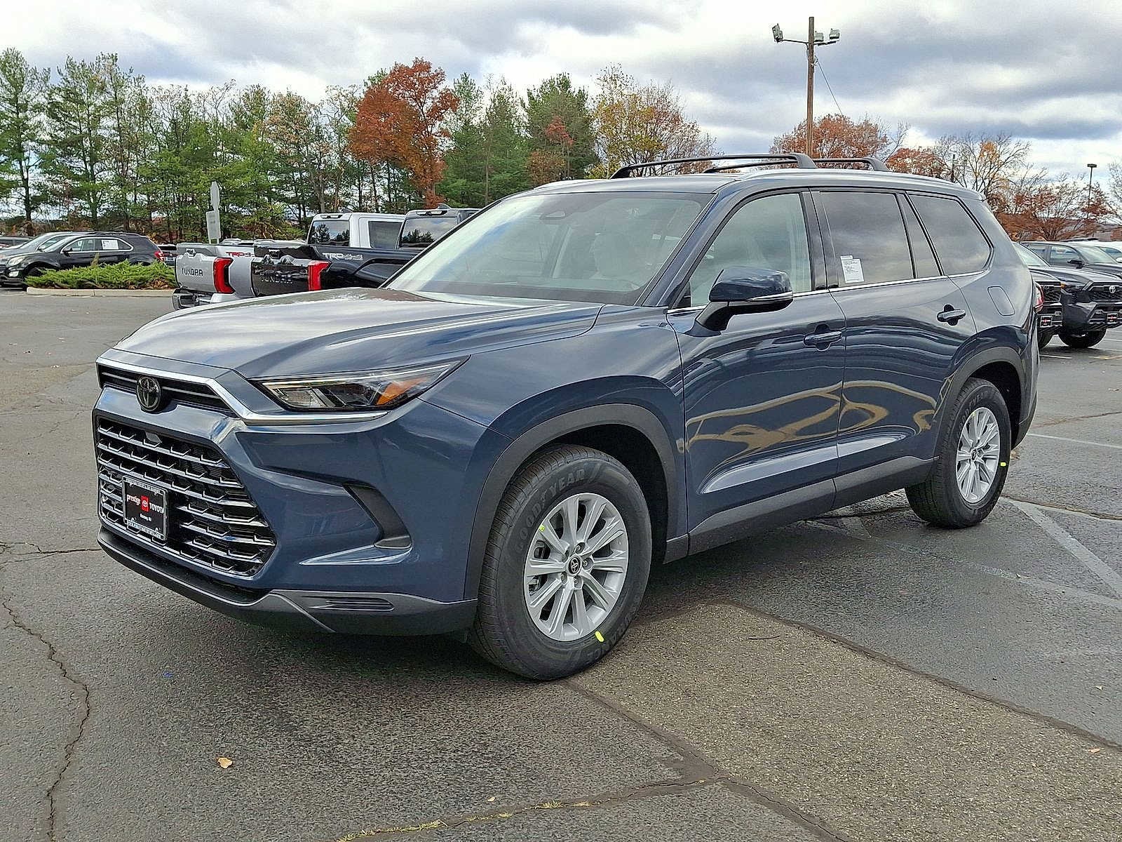 Thumbnail: 2026 Toyota Grand Highlander - 10