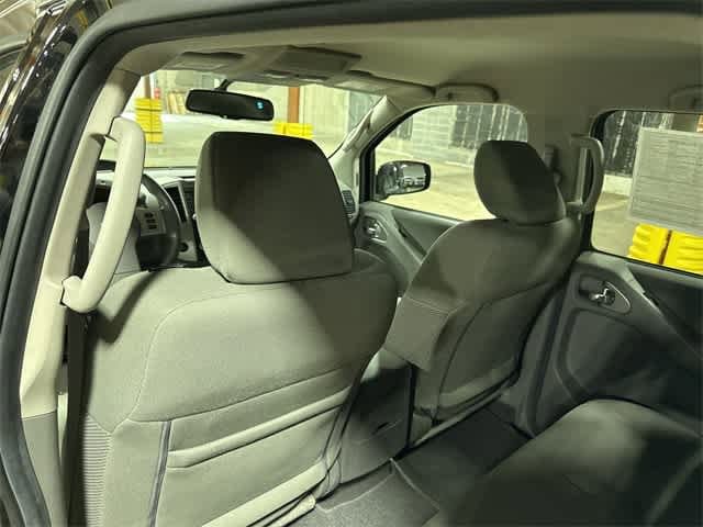Thumbnail: 2021 Nissan Frontier - 27
