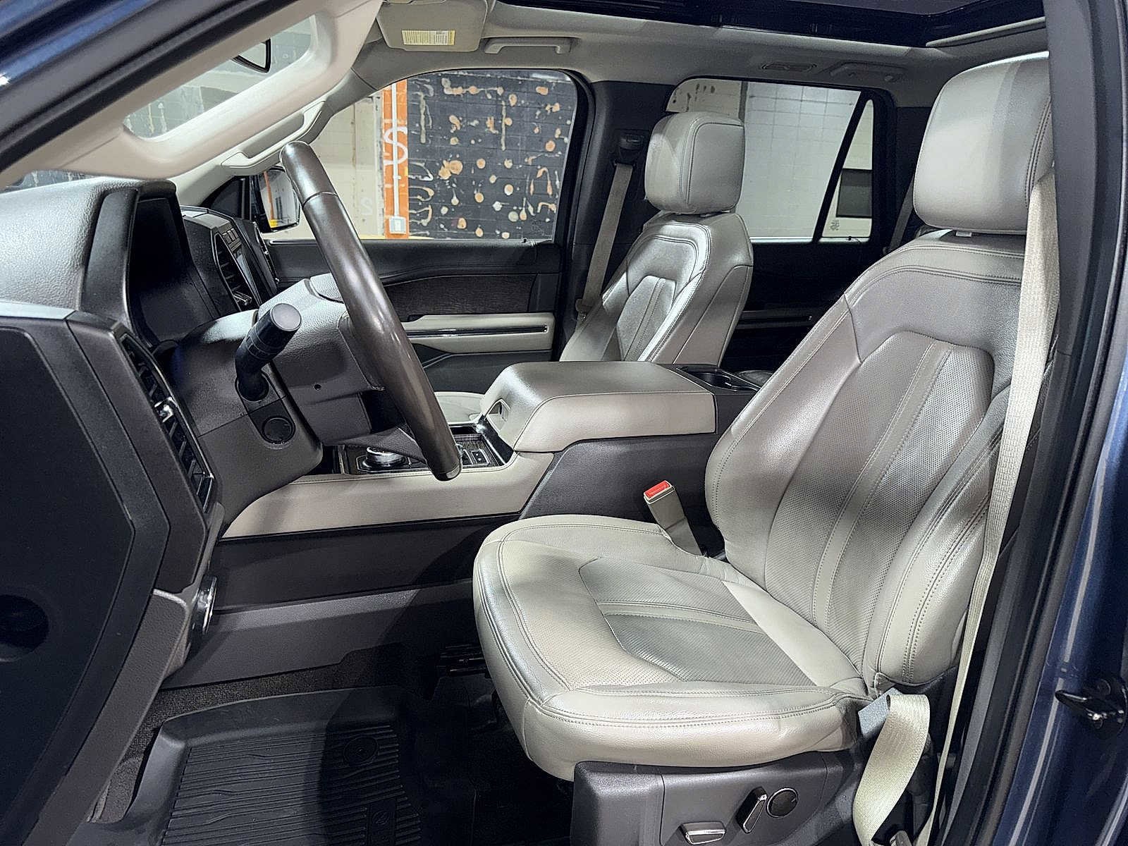 Thumbnail: 2018 Ford Expedition - 14